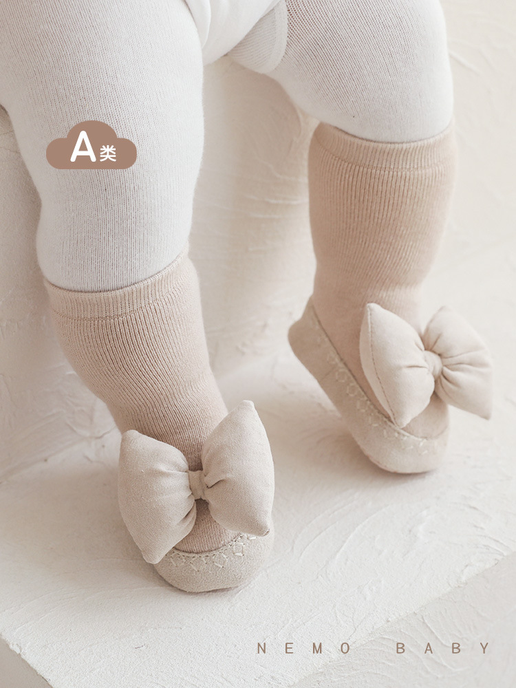Bebé Niño Zapatos calcetines Otoño e Invierno engrosada Terry caliente arco grande princesa interior antideslizante bebé piso zapatos Calcetines