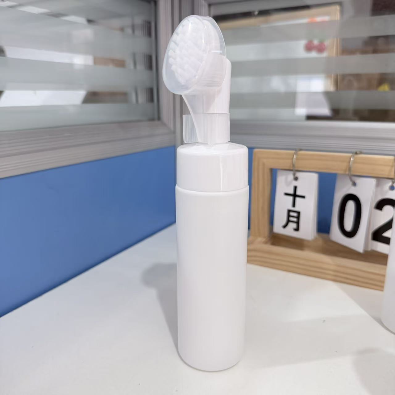 Limpieza en seco de piel de pelúcia, detergente de limpieza de piel de pelúcia, detergente de limpieza de botas de nieve para lavar zapatos, artefacto mágico