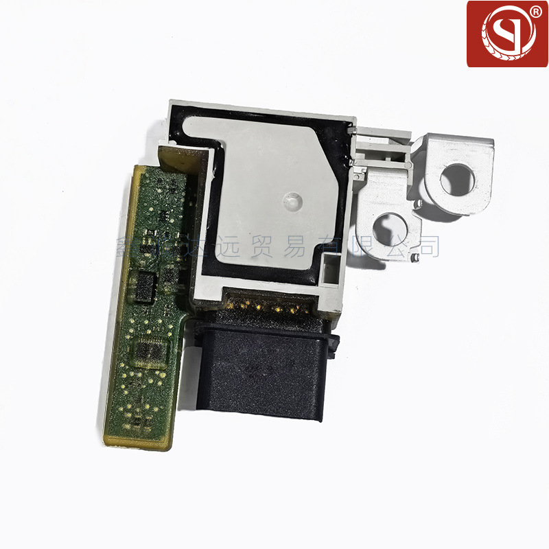 6500Gr Battery Manager Module 28236841 28257533 Is Suitable for Peugeot 3008 Citroen C4