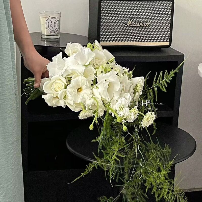 手捧花瀑布垂坠感新娘花束 结婚摄影花绿白假花家居台面装饰|undefined