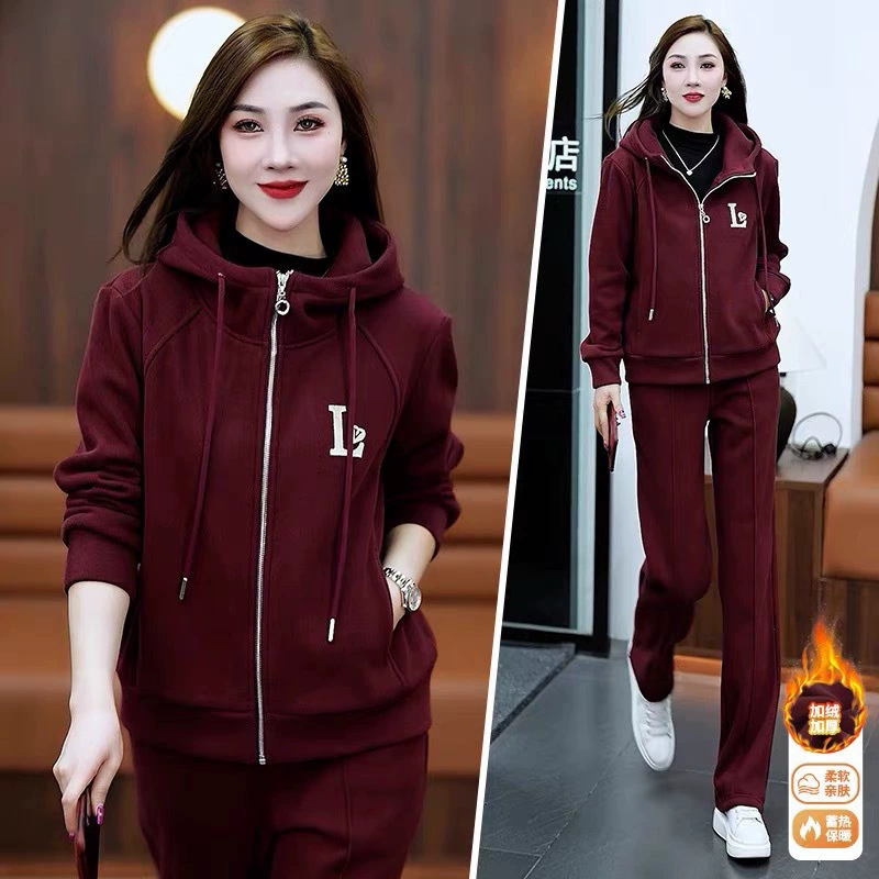Плюшевый толстый повседневный спортивный костюм 2024 зимний новый набор минус возраст модный кардиган женский набор из двух частей