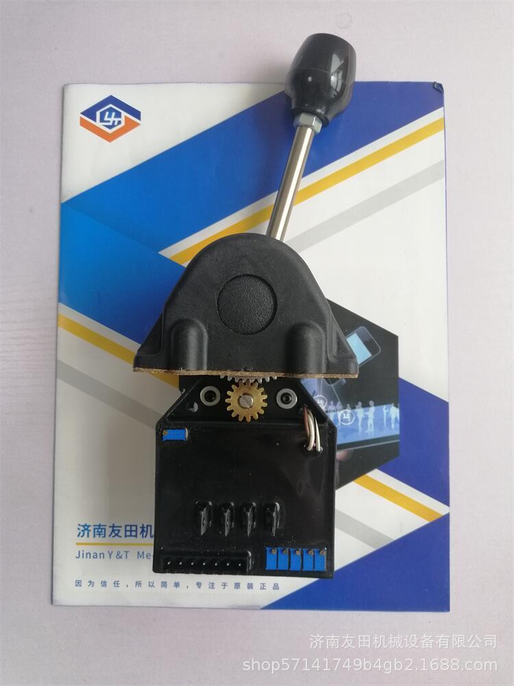 P-Q CONTROLS M120-1818 ,7