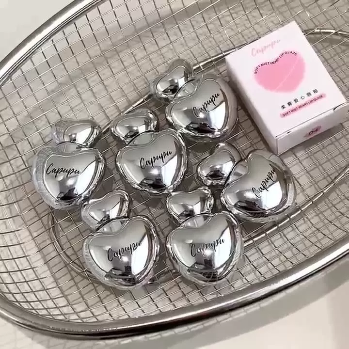 Cute matte lip gloss, lipstick, translucent shading, optics, for every day