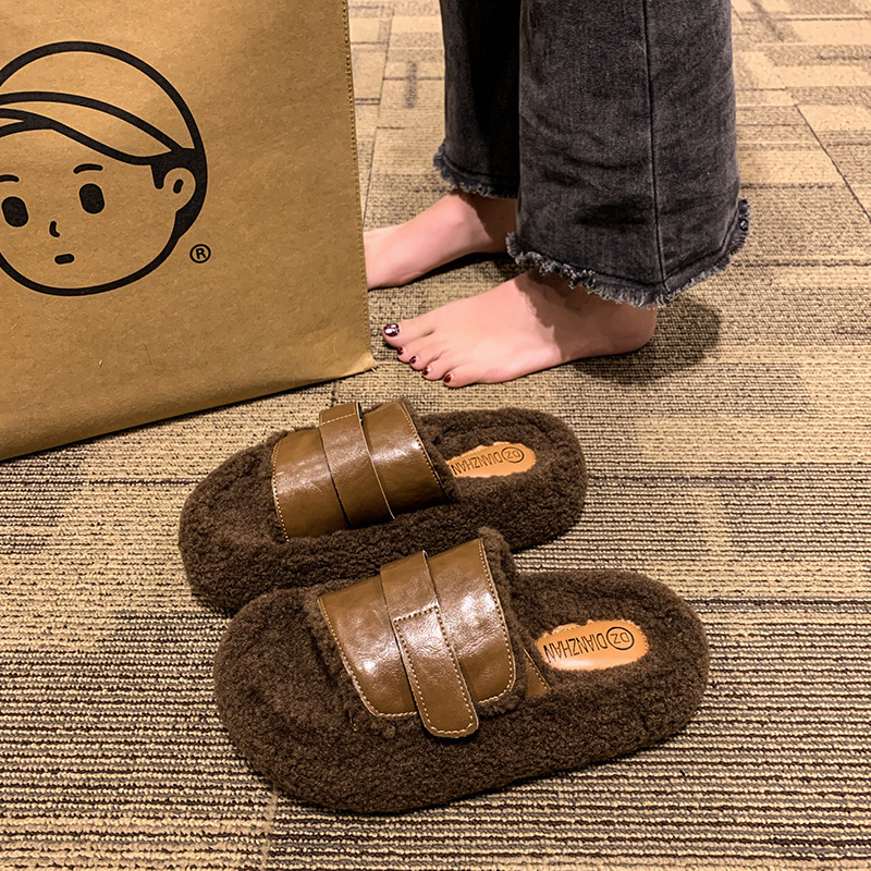Leather Velcro Thick-Soled Furry Slippers for Women's Outer Wear 2025 Autumn and Winter New Cross-Border Versatile Non-Slip Cotton Slippers for Women