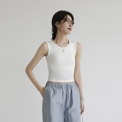 胸パッド付き、ラウンドネック、幅広肩、ノースリーブベスト、レディースショートスリムフィットインナー、ブラなしキャミソールトップ