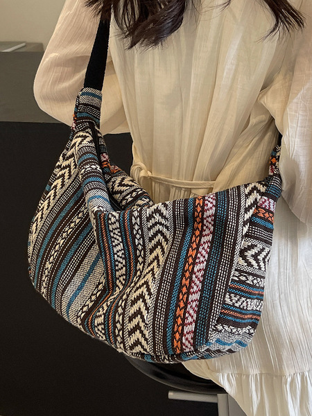 Capacious ethnic retro shoulder bag