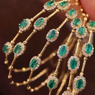 18K Gold Emerald Diamond Bracelet Finished Emerald Full Diamond Bracelet Emerald 1.8 Carat Diamond 35 Points