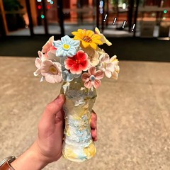 景徳鎮セラミックプリザーブドフラワーセット、デスクトップ装飾品、ガールフレンドへのクリエイティブギフト、親友への手作り磁器の花