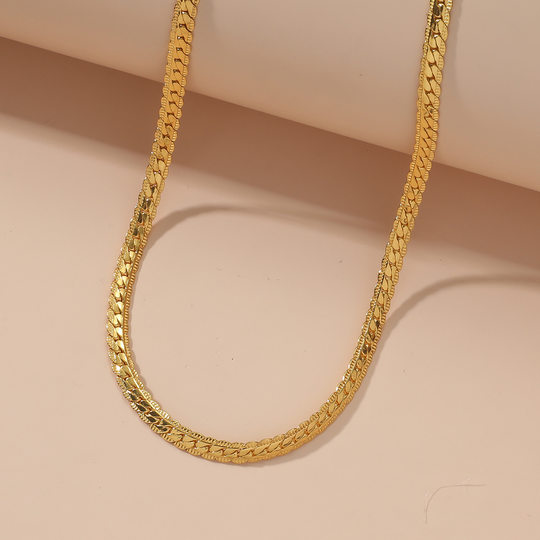 Gold-plated Copper European and American Fashion Flat Snake Bone Chain ns Street Shooting Personalized Men's and Women's Horse Whip Necklace Tuhao Big Gold Chain