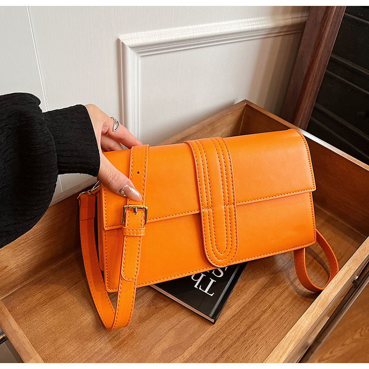 Bolsos para mujer 2024 nuevo estilo francés bolsa de axilas de textura de nicho larga diagonal de un solo hombro bolsa cuadrada pequeña color sólido marea transfronteriza