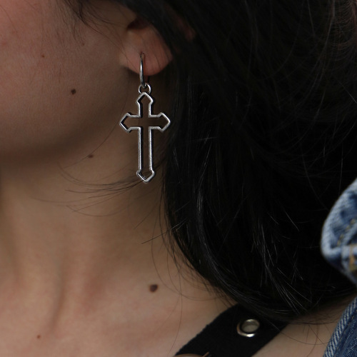 Ins Trend Earrings Accessories Fashion Punk Style Simple Alloy Hollow Cross Stud Earrings for Women