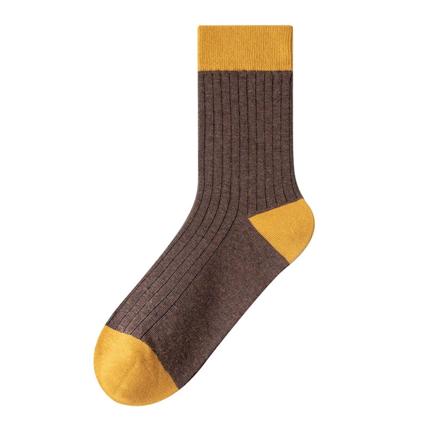 Deep brown (colored color)