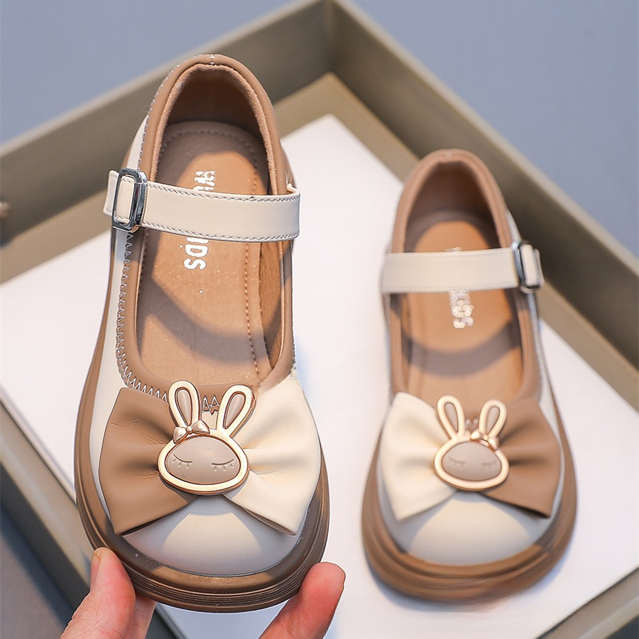 Girls' Princess Shoes 2024 New Spring and Autumn Single-layer Shoes Chanel Style Soft Bottom Korean Style Student Dance Black Leather Shoes