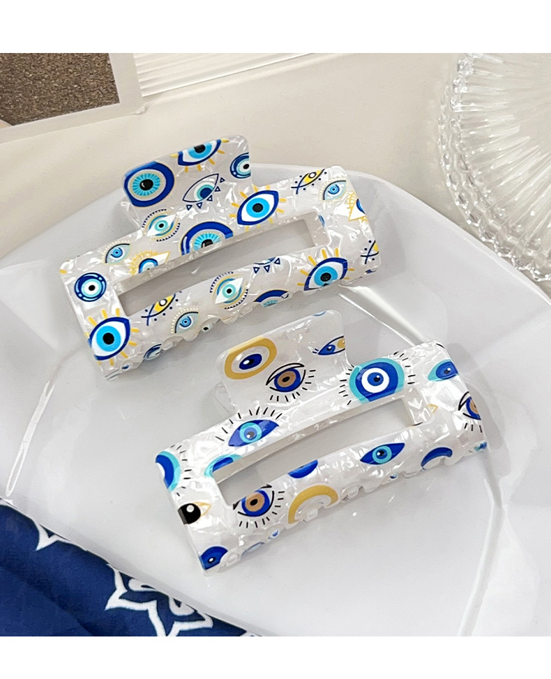 1 Piece Quantity Classic Style Women's Devil's Eye Eye PVC Hair Claws