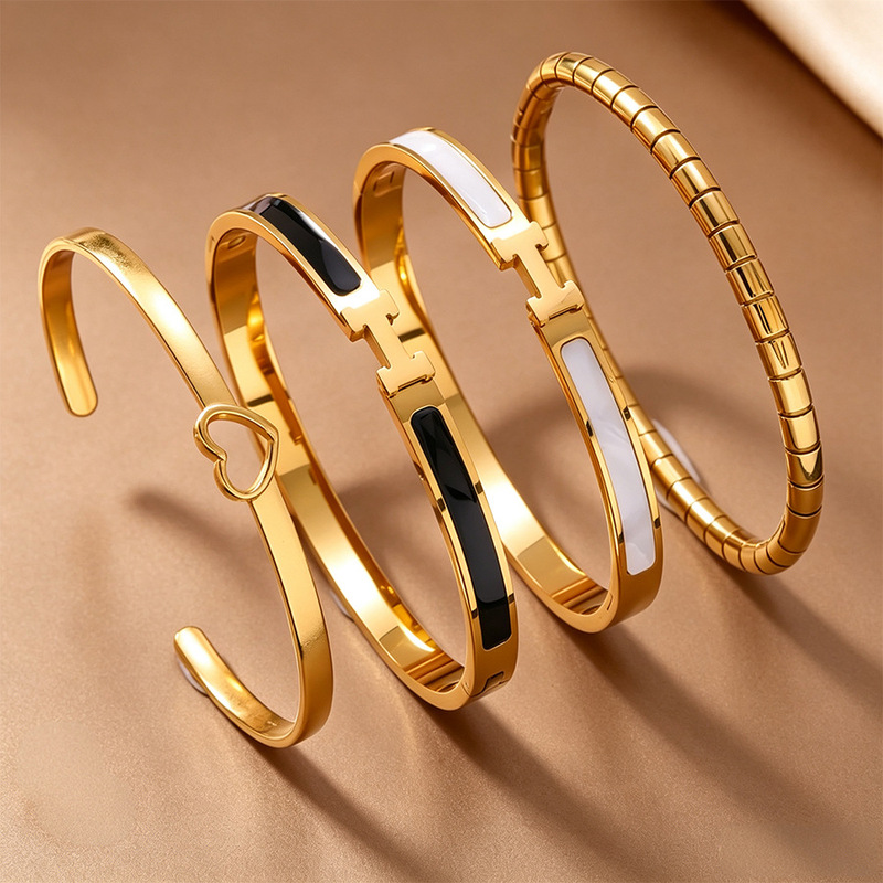 Cross-border high-end fashion versatile titanium steel bracelet H-shaped mother-of-pearl bracelet hollow heart C-shaped personalized snake link jewelry