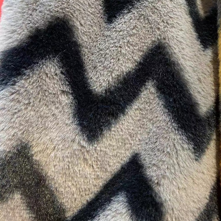 Piel de conejo impreso tela de imitación de piel de conejo W rayas abrigo de tela suéter bolsa hogar textil bufanda tela fábrica en stock