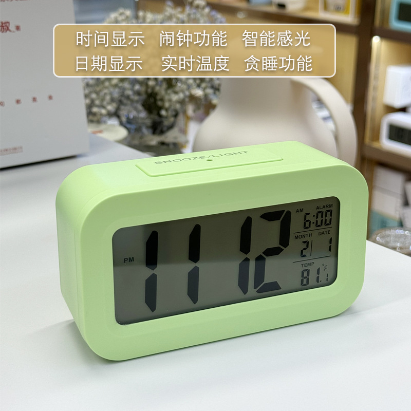 儿童闹钟学生专用闹钟起床用静音走时LCD大屏夜光聪明钟跨境热销
