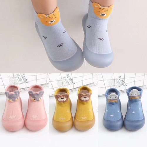 Spring and Autumn Breathable Baby Socks Shoes Soft Sole Floor Shoes Infant First Walking Shoes Embroidered Baby Learning to Walk Shoes Non-Slip Soft Sole