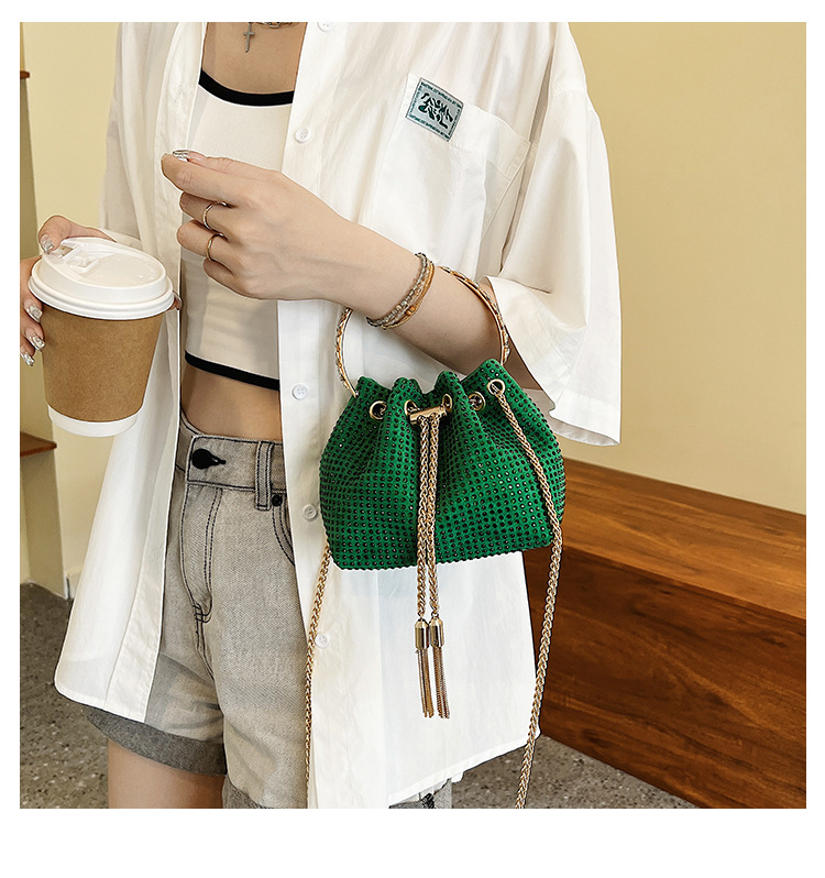 328g Weight Polyester Lining Material String Closure Type Single Shoulder Strap Strap Type Bucket Bag Bags Type Shopping Occasion Pu Leather Material Solid Color Pattern Women'S Gender Rhinestone Design Fashion Style Bucket Shape Small Size Women's Small Pu Leather Fashion Bucket Bag 无
