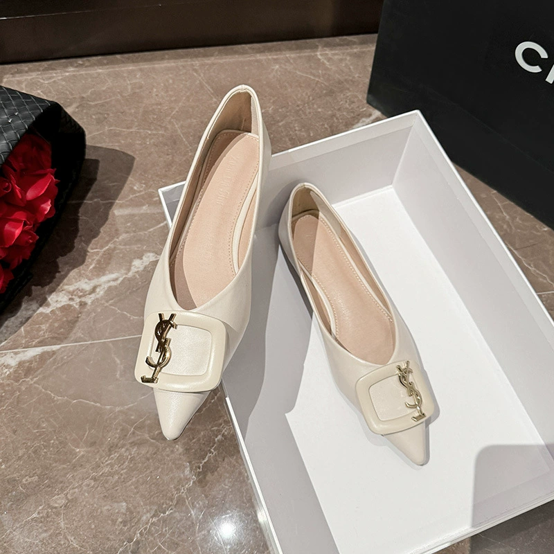 Женские элегантные балетки с заострённым носком, новая модель 2025 года, неглубокий вырез, универсальные, весенние, на низком ходу, большие размеры 41-43