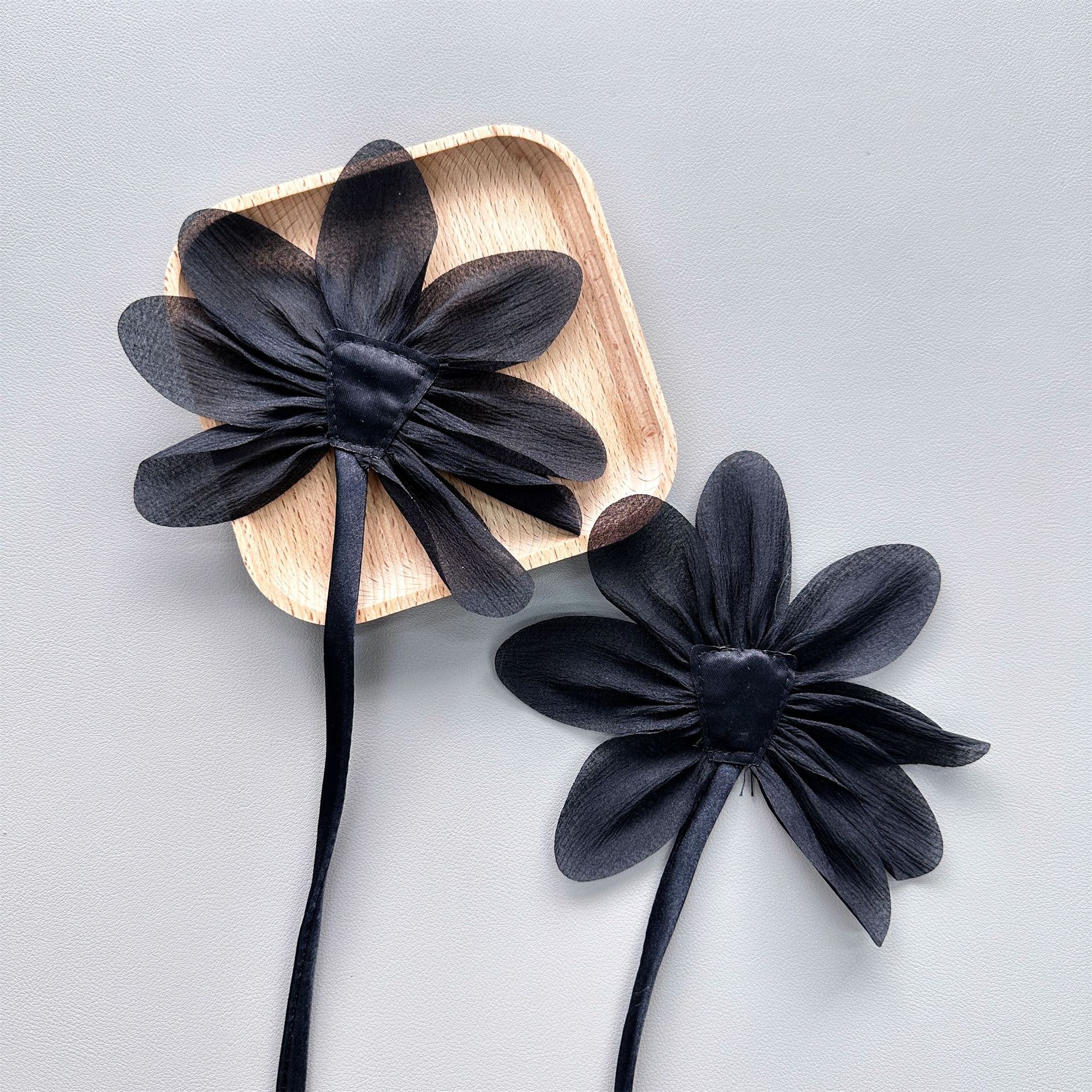 14g Weight Clothing Sticker Patches Classification 1 Piece Quantity Polyester Material Flower Pattern Elegant Style 1 Piece Elegant Flower Polyester Clothing Sticker Patches 14