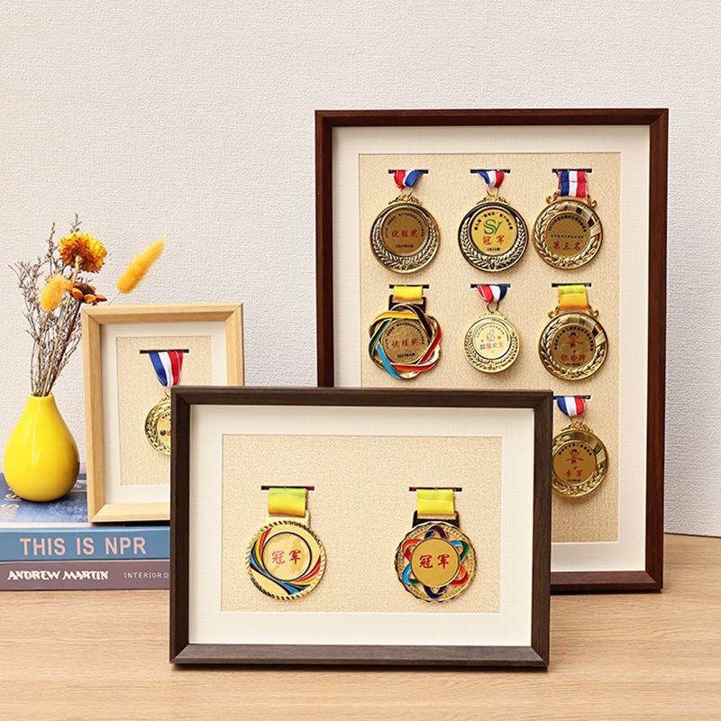 Solid Wood Three-Dimensional Hollow Marathon Medal Display Frame Stand Keep Honor Award Badge Holder Custom-Made Storage Box