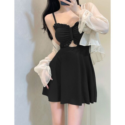 One-piece swimsuit women's new  summer conservative pure lust style swimsuit high-end two-piece set covering belly sexy ins