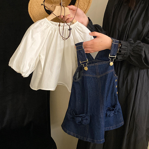 Korean children's clothing  spring new style girls' temperament lantern sleeve shirt bow denim suspender skirt suit