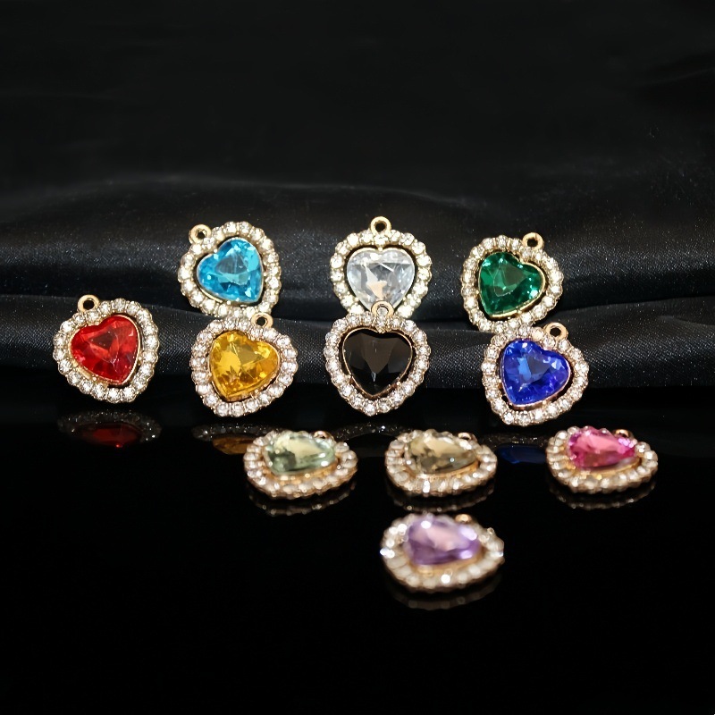 Pendant heart shaped