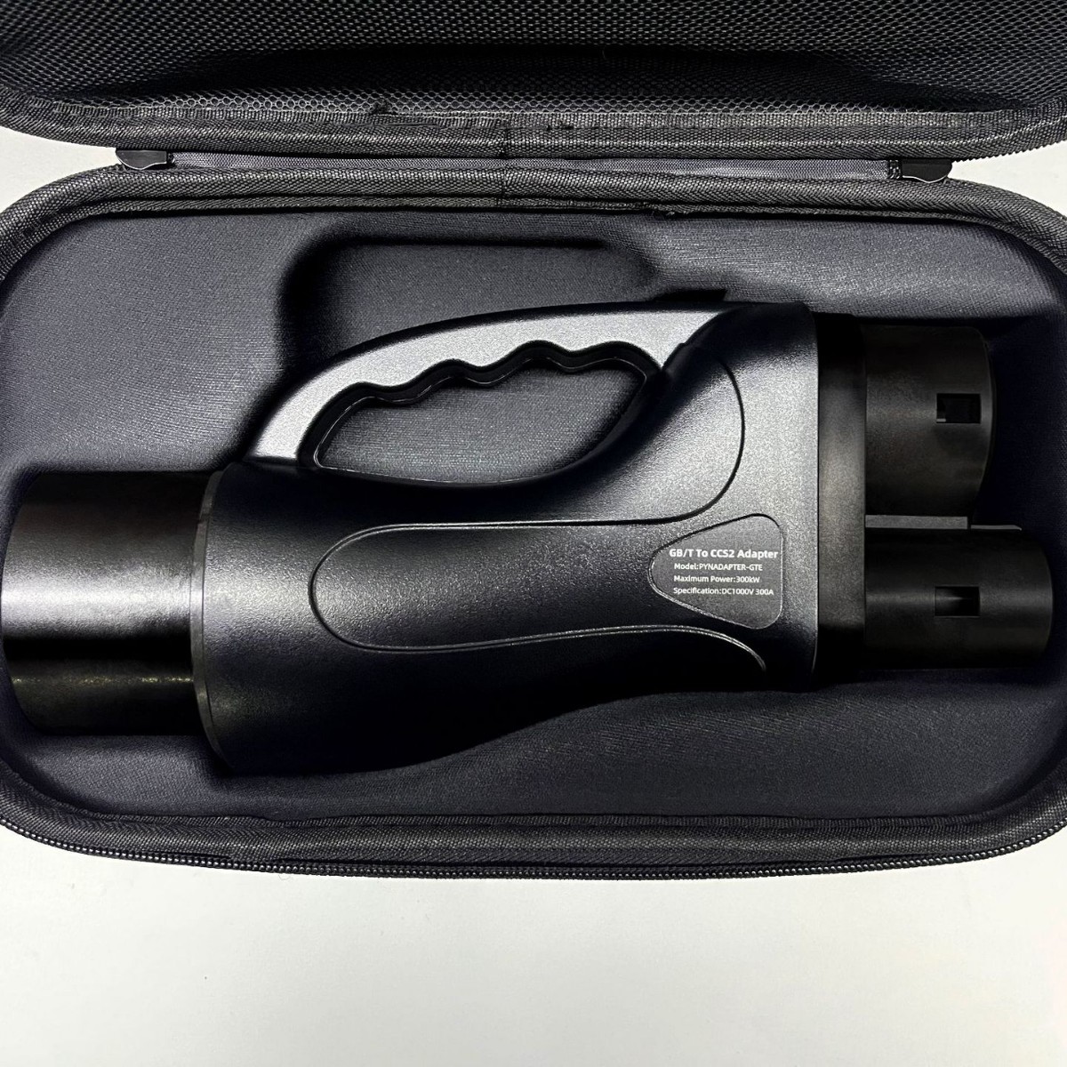 充电桩转接头 欧标转国标16A 32A Type2 GBT 电动汽车充电适配器