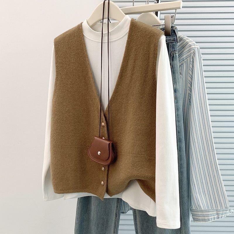 Knitted plus-size vest, short style for spring and autumn, 2026 new model, sleeveless cardigan, sweater Knitted plus-size vest, short style for spring and autumn, 2026 new model, sleeveless cardigan, sweater