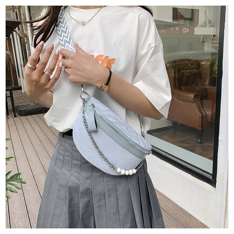 750g Weight Nylon Lining Material Zipper Closure Type Single Shoulder Strap Strap Type Crossbody Bag Bags Type Casual, Holiday Occasion Pu Leather Material Solid Color Pattern All Seasons Season Women's Gender Vintage Style, Streetwear Style Dumpling Shape Shape Medium Size Women's Vintage Style Streetwear Solid Color Pu Leather Waist Bags 22