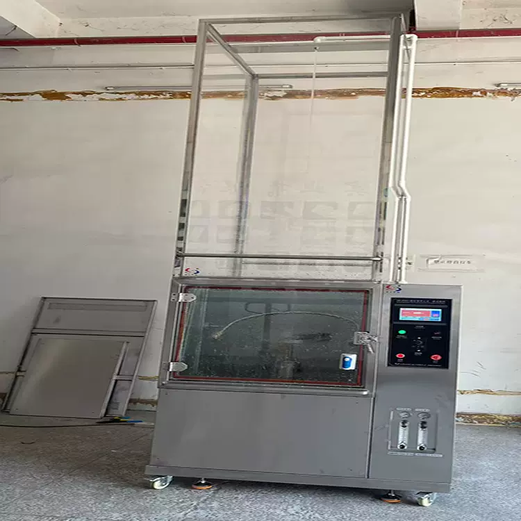 淋雨试验箱是IP防护等级装置中的IPX3和IPX4的等级 还有IPX5X6等