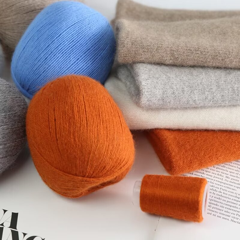 Four strands of cashmere thread hand-knitted woven sweater scarf diy medium-thick wool soft and comfortable skin-friendly Four strands of cashmere thread hand-knitted woven sweater scarf diy medium-thick wool soft and comfortable skin-friendly