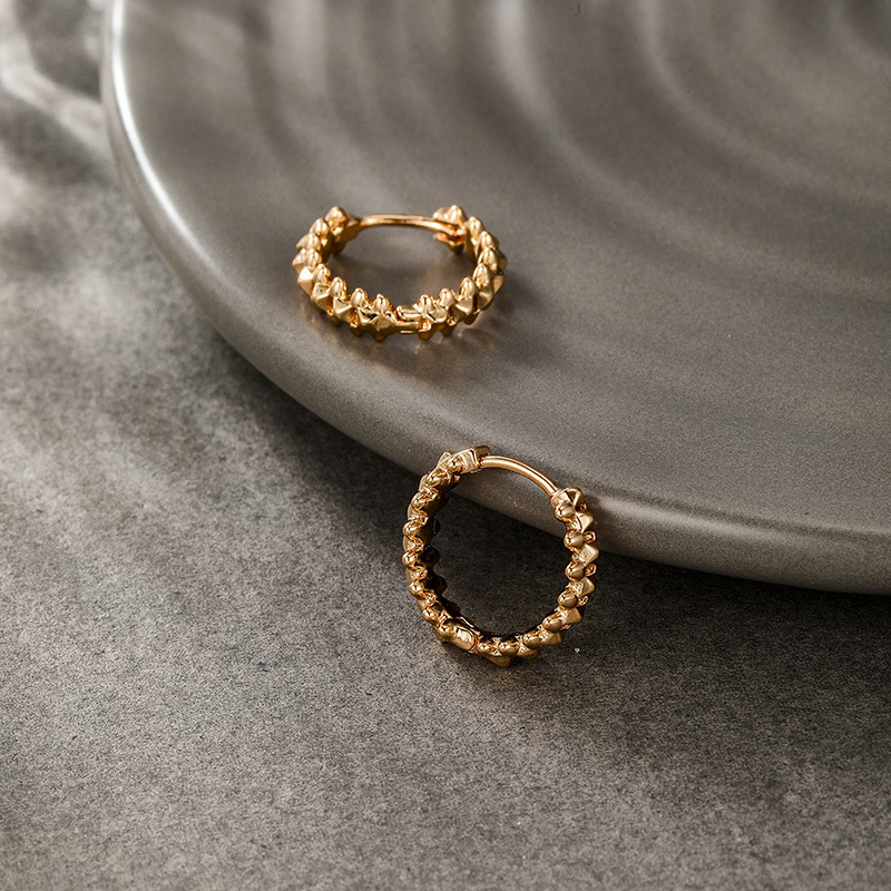 Joyería Xuping simple retrógrado aretes de geometría circular moda personalidad transfronteriza pernos de orejas diarios fácil de usar aretes al por mayor
