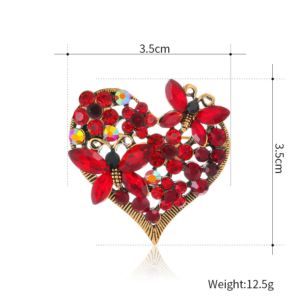 Broche papillon cœur rétro européenne et américaine, accessoire de revers de costume élégant et haut de gamme, vente en gros incrustée_voghion.com