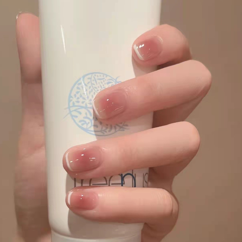 Wearable simple French blush short manicure wear fake nail patch finished product detachable repeated use Wearable simple French blush short manicure wear fake nail patch finished product detachable repeated use