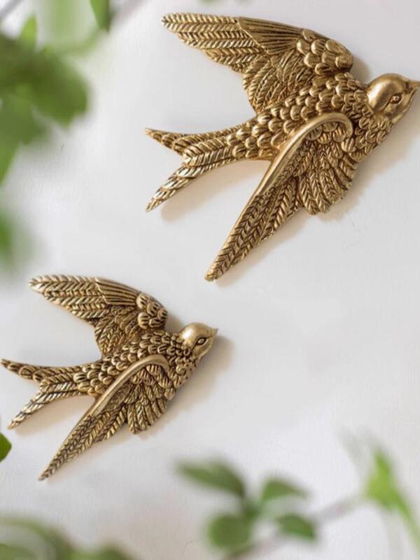 Vintage Light Luxury Bird Wall Hanging European-Style Wall Decor Frame Hanging Ornament Photography Prop Background Wall Swallow Decoration