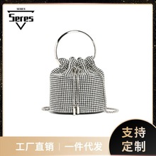�V�ݮa�^�羳�����A�h����ˮ荆μ��朗l�W�������б��ˮͰ��