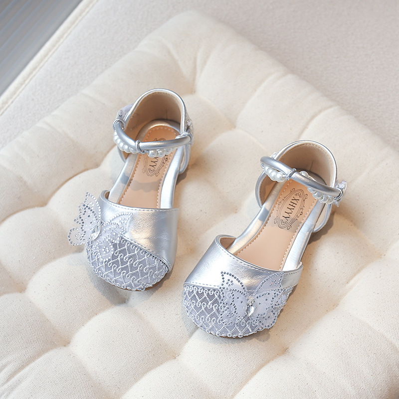 Niñas sandalias Baotou 2026 verano nuevo estilo de niños moda universal princesa zapatos mariposa Lefour zapatos para niños image 4