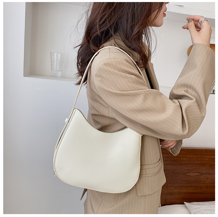 Teksturerede tasker til kvinder 2024 ny efterårsstil moderigtig enkelt skulder armhule taske enkelt skulder crossbody tekstureret bucket taske_voghion.com