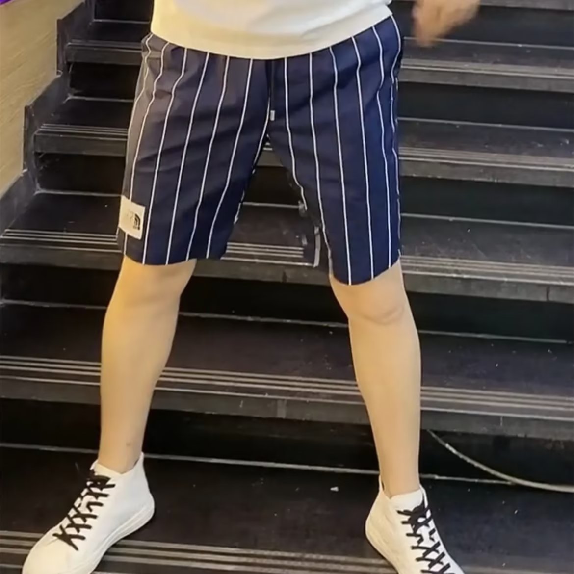 Trendy brand new summer striped cropped popular on the internet for men, with ice silk quick drying beach casual pants,_voghion.com