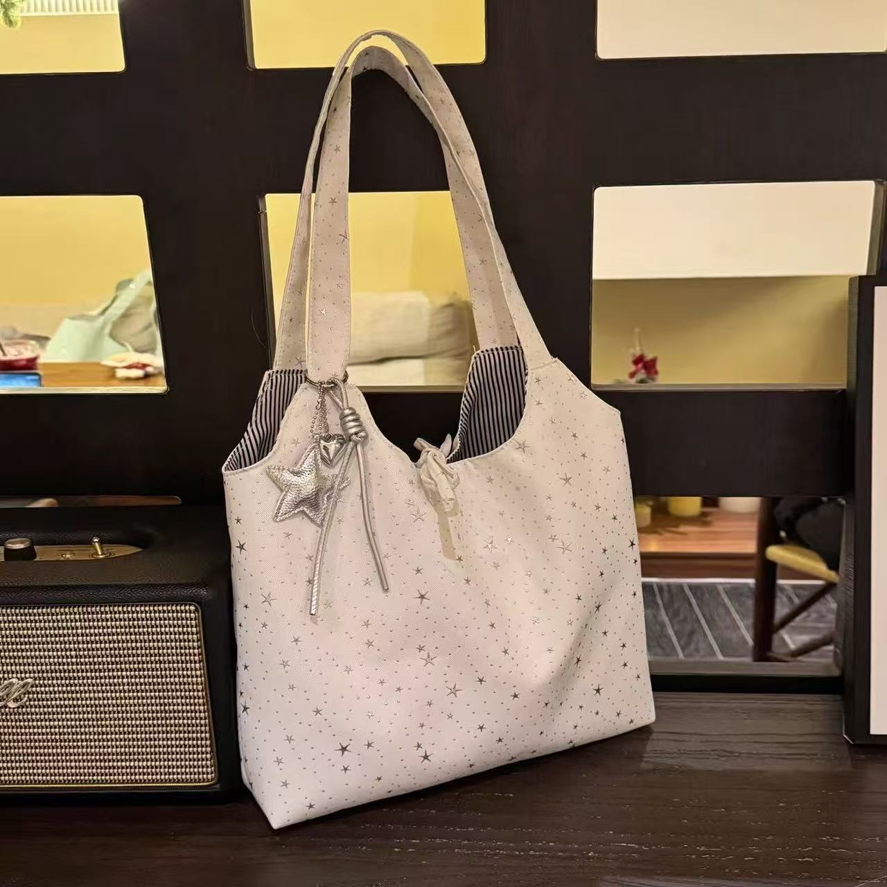 2025 New Star-Print Tote Bag for Women, Large Capacity Shoulder and Crossbody Bag, Casual Style for Commuting and Class, Versatile and Stylish
