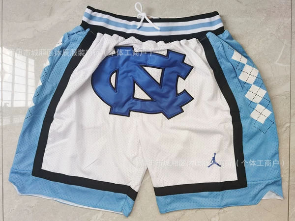 Pocket North Carolina white shorts