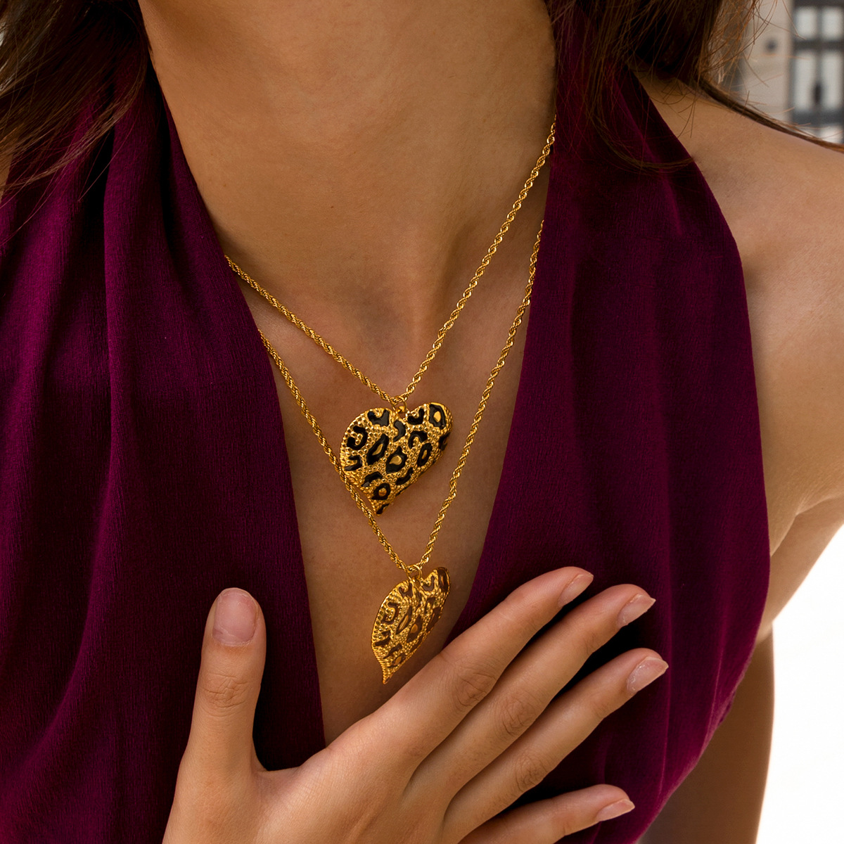 Collar de acero inoxidable de la UE y los Estados Unidos, dulce y fresco, estilo de moda, collar de amor de nicho, acero de titanio, no desvanecerse para mujeres