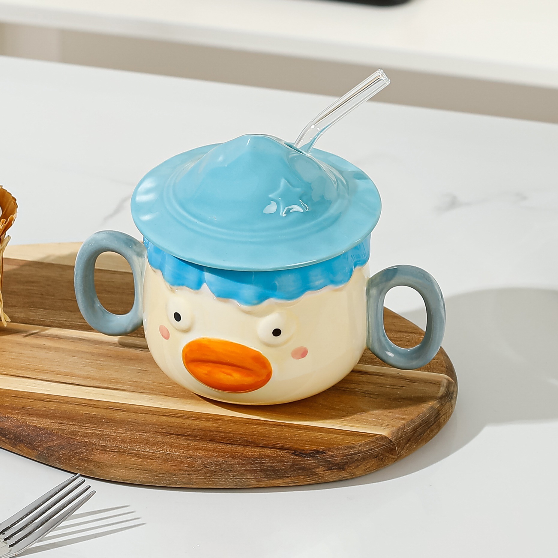 Creativo divertido lindo pato apestoso taza de agua de cerámica con tapa taza de paja de dibujos animados doble ASA taza personalizada con regalo de la mano taza