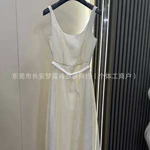 南油高品质春夏新款法式浪漫蕾丝刺绣宽肩吊带裙真丝度假沙滩裙