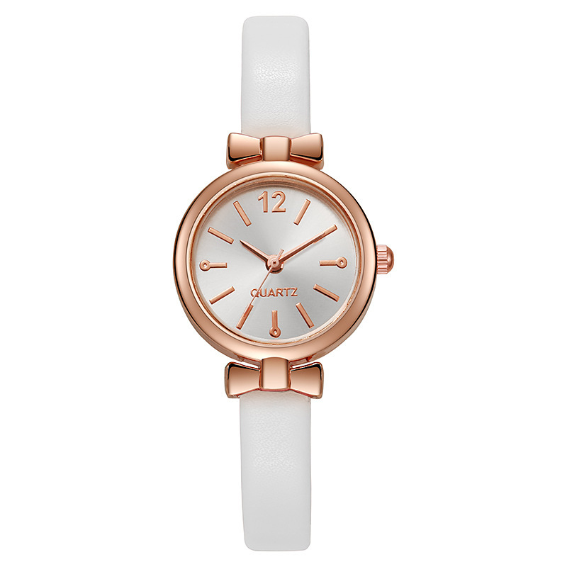 Nuevo reloj de aleación de estilo antiguo pequeño y fresco, estudiante, cinturón delgado simple, reloj de mujer, cabello negro