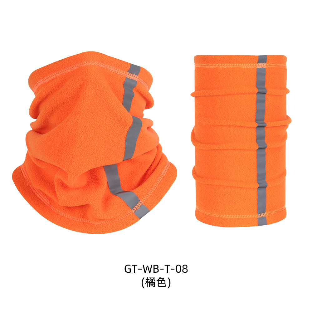 冬には保温して、スキーの首をかぶって、首を囲むマフラーに乗って、ベルベットのマスクのスカーフを飾っています。