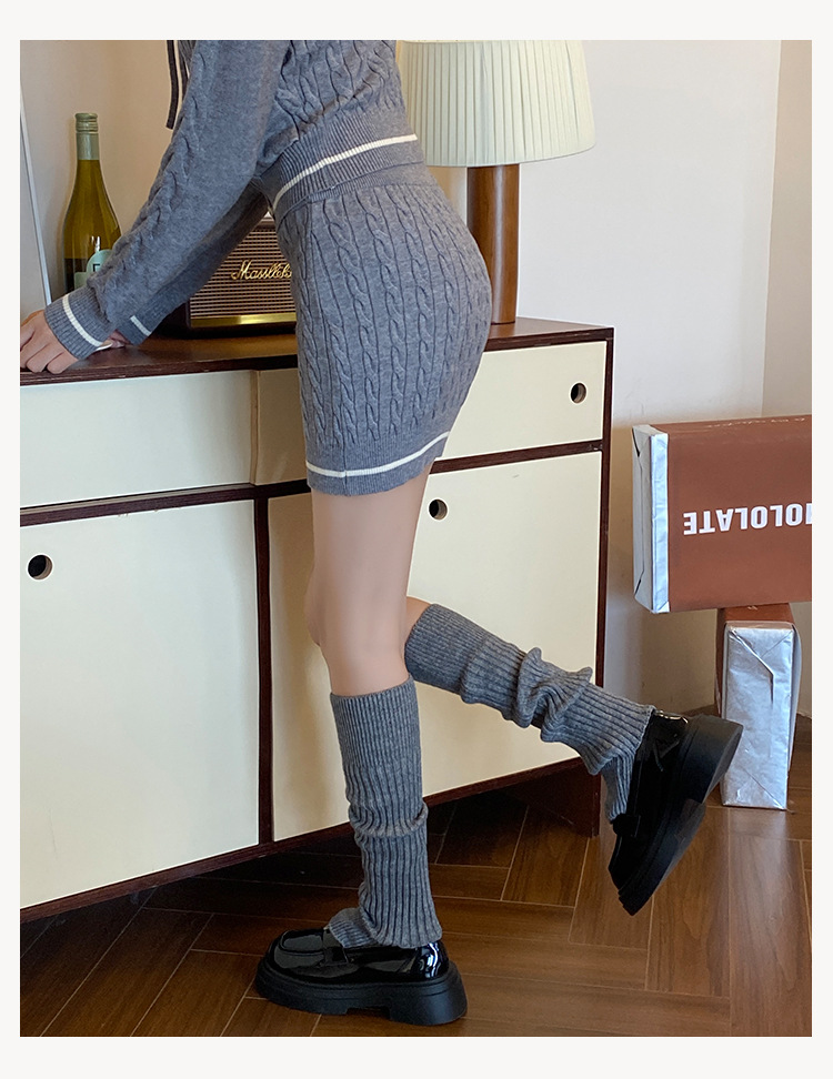 Scaldamuscoli Bootshang in cotone, autunno e inverno, calzini da donna in cashmere, spessi e caldi, in pile lavorato a maglia, a righe verticali grigie, al polpaccio_voghion.com